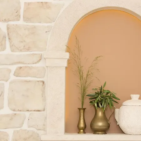 La Perla Villa *